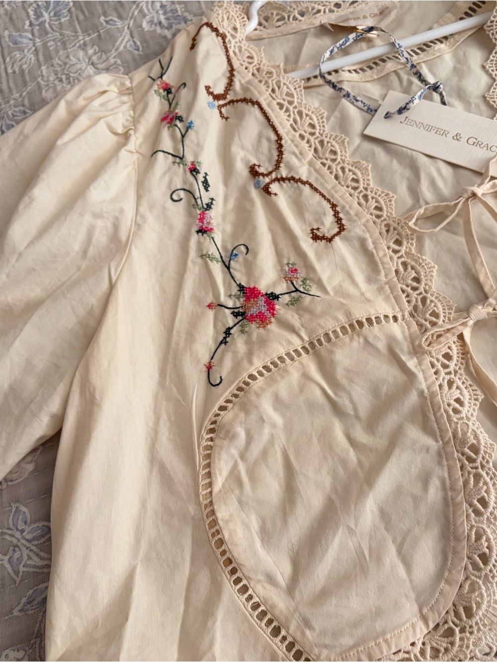 Jennifer & Grace Embroidered Lace-Trim Cropped Blouse in Cream - Picture 2 of 10